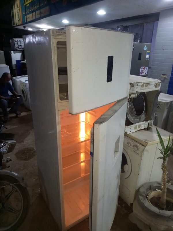 2025/10/1000000547.jpg ثلاجة بيكو ٢ باب نو فروست