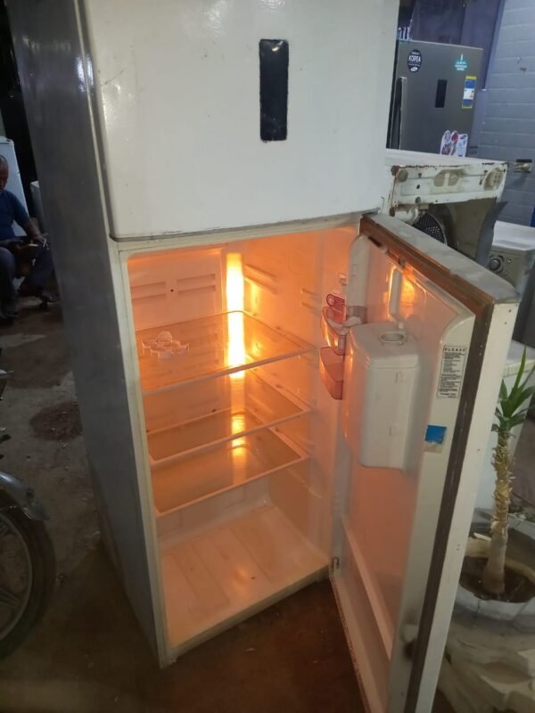 2025/10/1000000549.jpg ثلاجة بيكو ٢ باب نو فروست