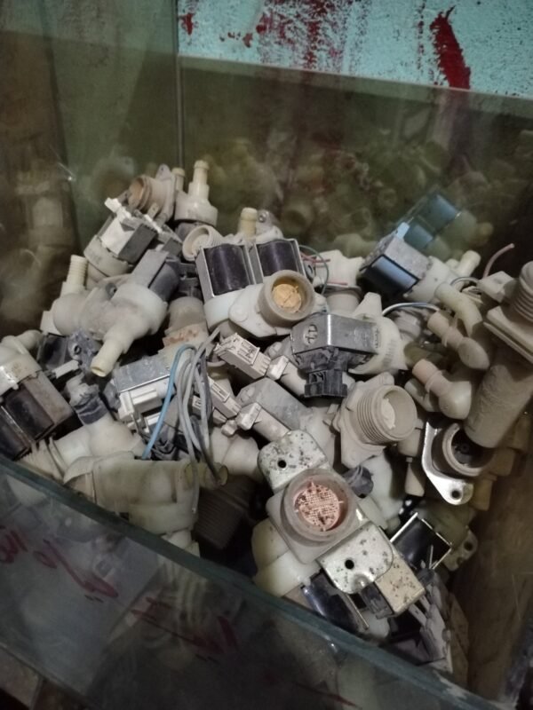 جميع انواع المساعدين  وصمام المياه