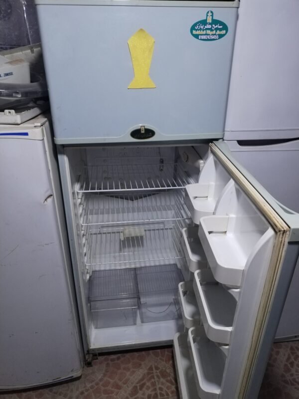 ثلاجه كريازي ١٢ قدم