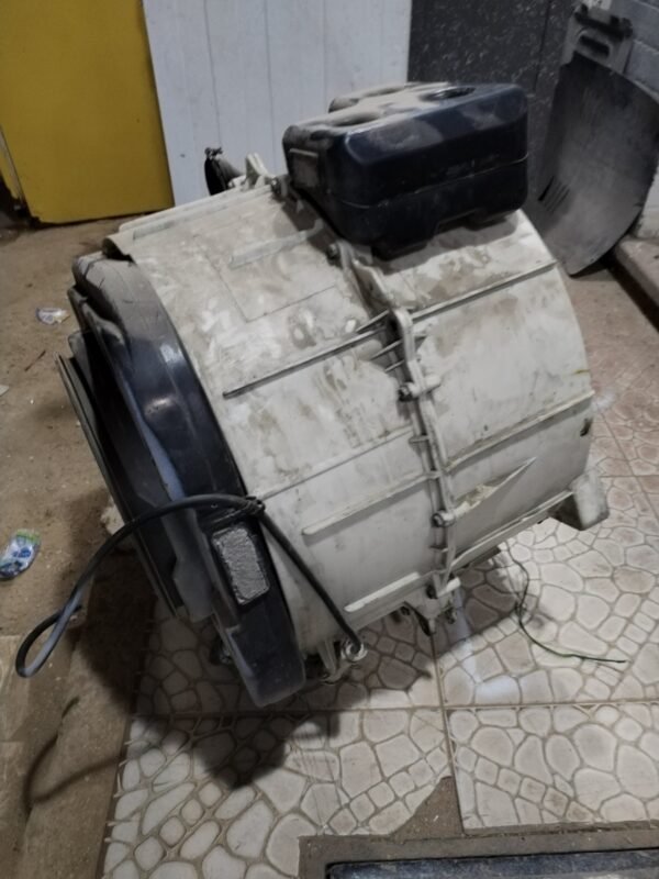 2025/11/1000000858-scaled.jpg حله كامله سفن ام زانوزسي