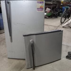 باب لثلاجه توشيبا خلع الاصلي