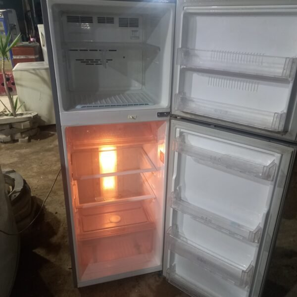 ثلاجه LG كسر زيرو