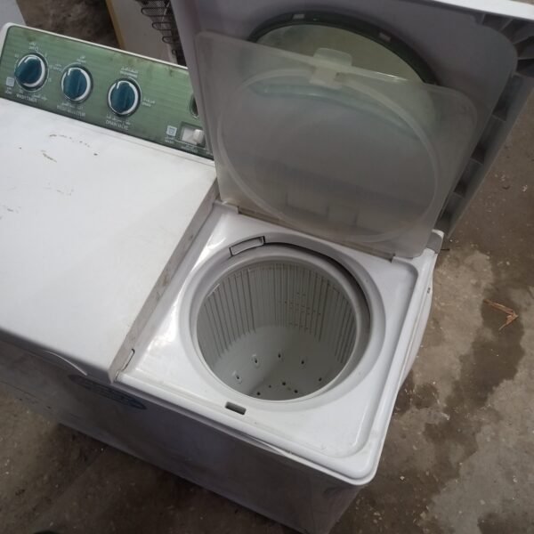 غساله نص اتوماتيك توشيبا