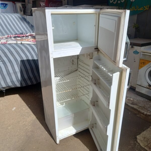 ثلاجه ١٢ قدم كريازي دي فروست