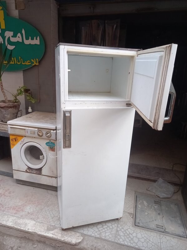 ثلاجه كريازي ١٢ قدم